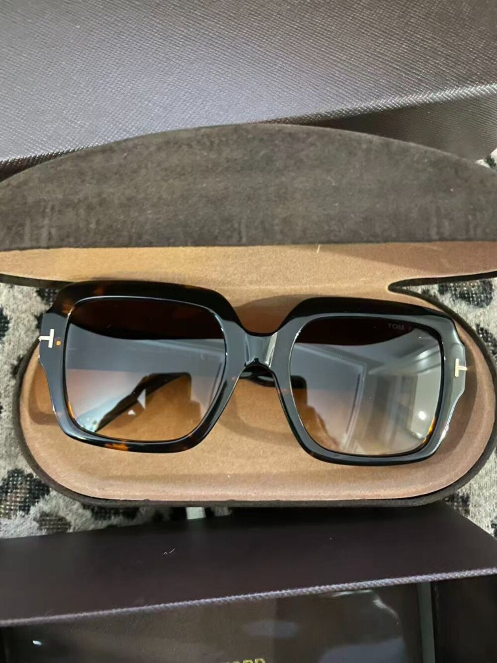 Tom Ford Leon Tortoise Square Sunglasses